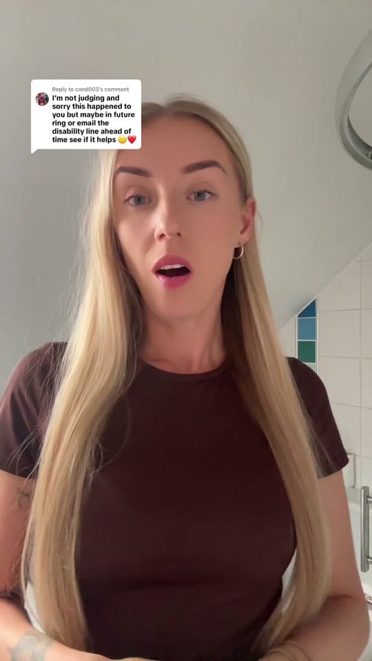Post 1 by Lauren | LifeWithABrainTumour on TikTok (video)