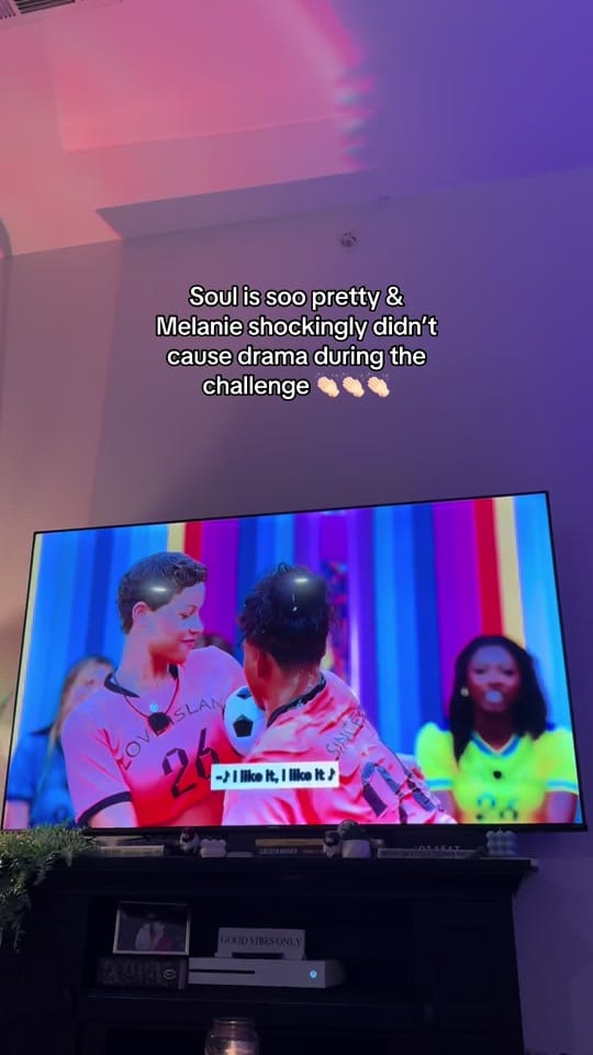 Post 5 by K E L S 🤍 on TikTok (video)