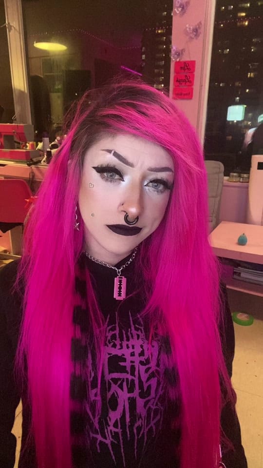 Post 1 by saramonsterkitty on TikTok (video)