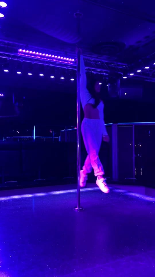Post 2 by 𝐊𝐚𝐫𝐢𝐧𝐚 𝐉𝐚𝐝𝐞 on TikTok (video)