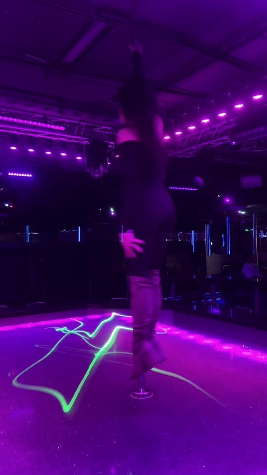 Post 9 by 𝐊𝐚𝐫𝐢𝐧𝐚 𝐉𝐚𝐝𝐞 on TikTok (video)