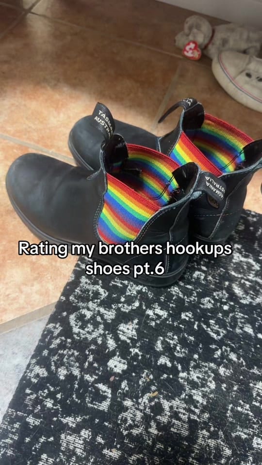 Post 8 by Soph on TikTok (video)