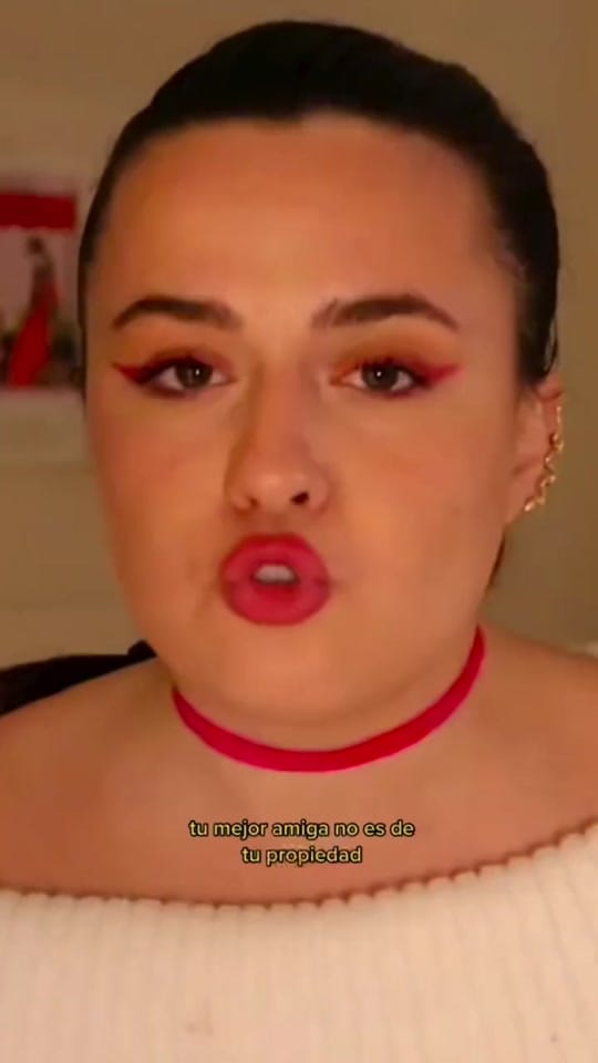 Post 6 by Pollito Tropical on TikTok (video)
