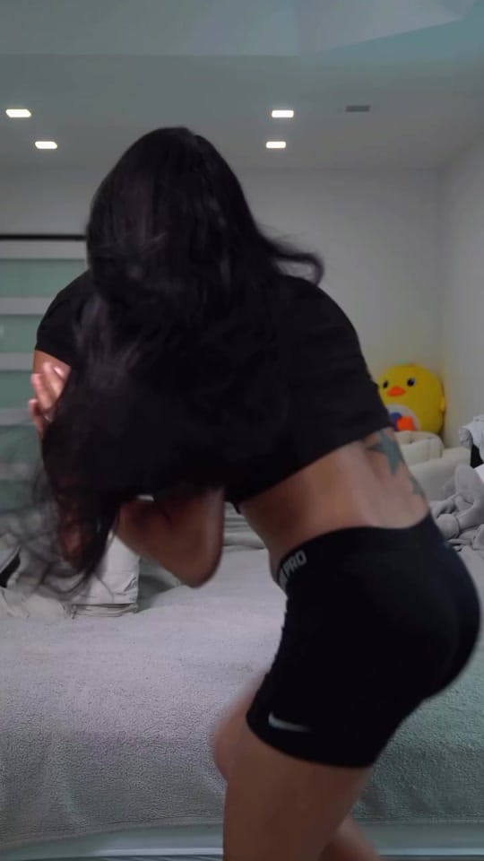Post 10 by Pollito Tropical on TikTok (video)