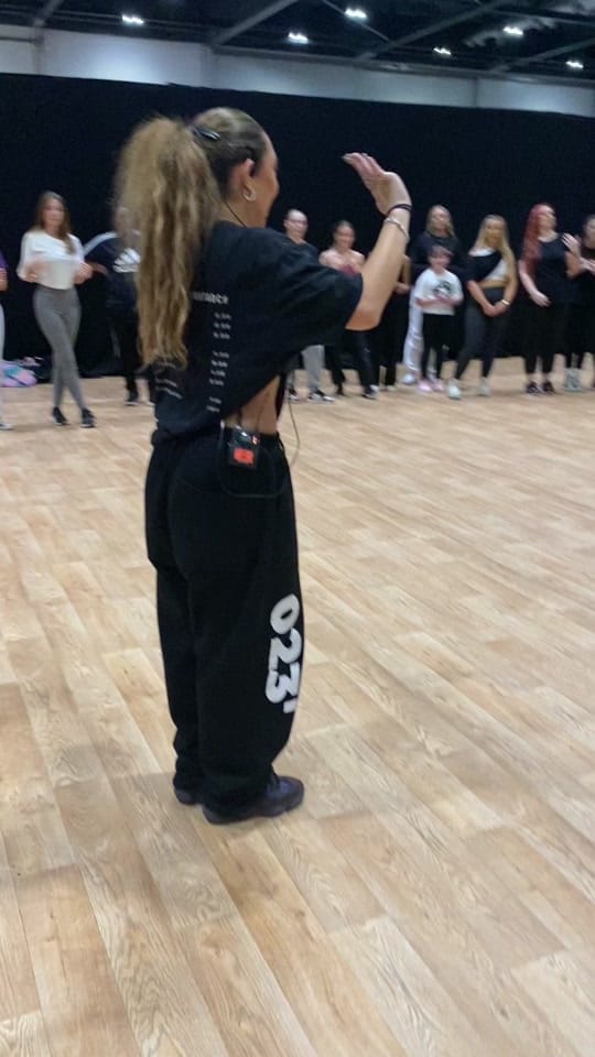 Post 10 by THE ARMY DANCE COMPANY on TikTok (video)