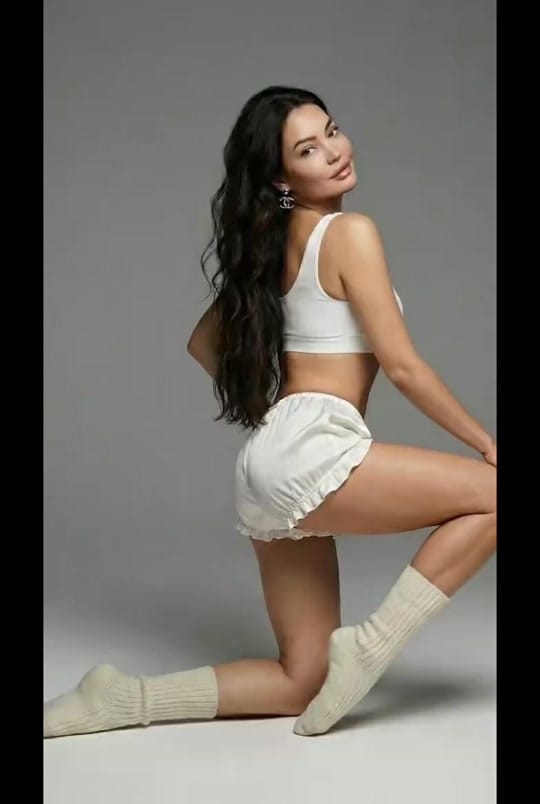 Post 6 by MARIANNA MUR. Enjoy my vibe ⚜️ on TikTok (video)
