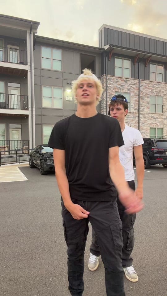 Post 4 by austin_ser on TikTok (video)