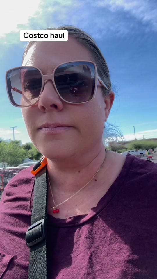 Post 4 by Amber Dawn on TikTok (video)