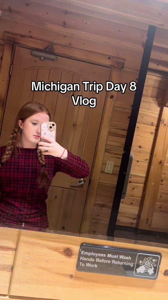 Post 2 by 💝Emma Marie💝 on TikTok (video)