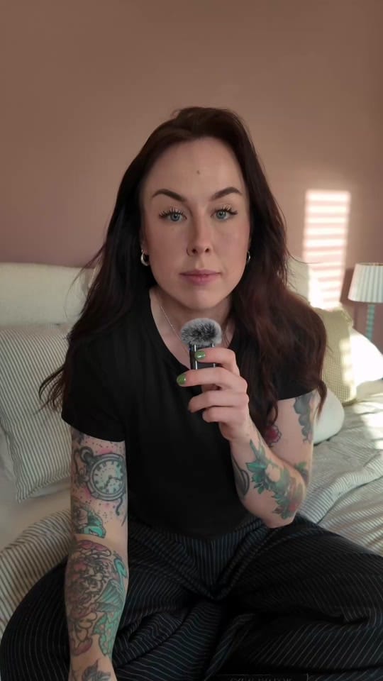 Post 9 by Gee Hawkes 📚 ✨💘 on TikTok (video)