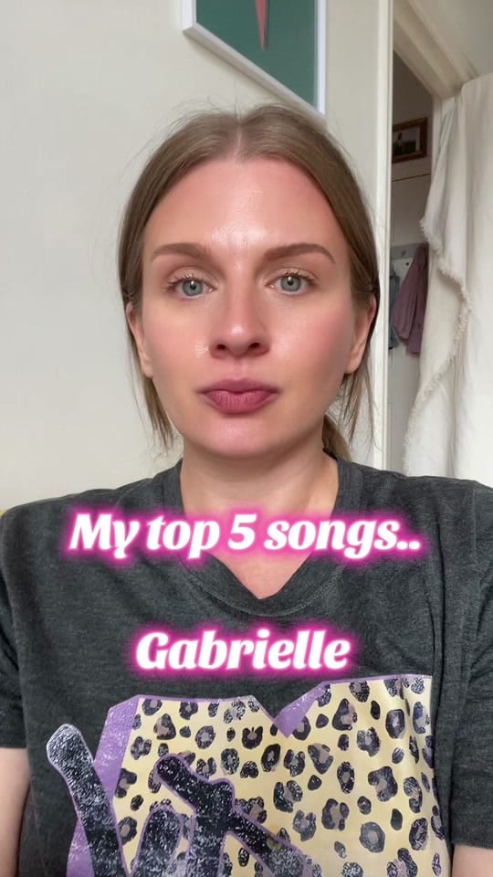Post 6 by your_90s_girl on TikTok (video)