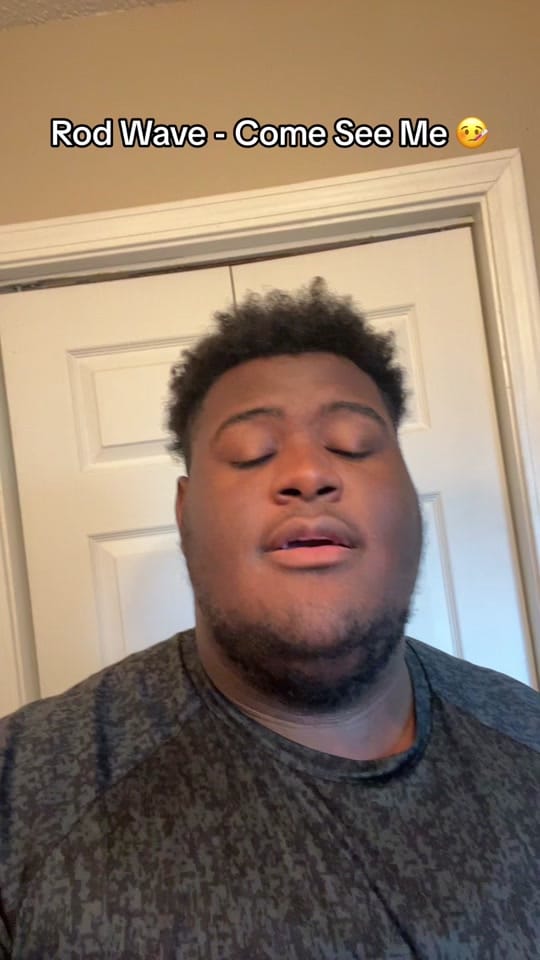 Post 2 by Jayfrxsh🎵 on TikTok (video)