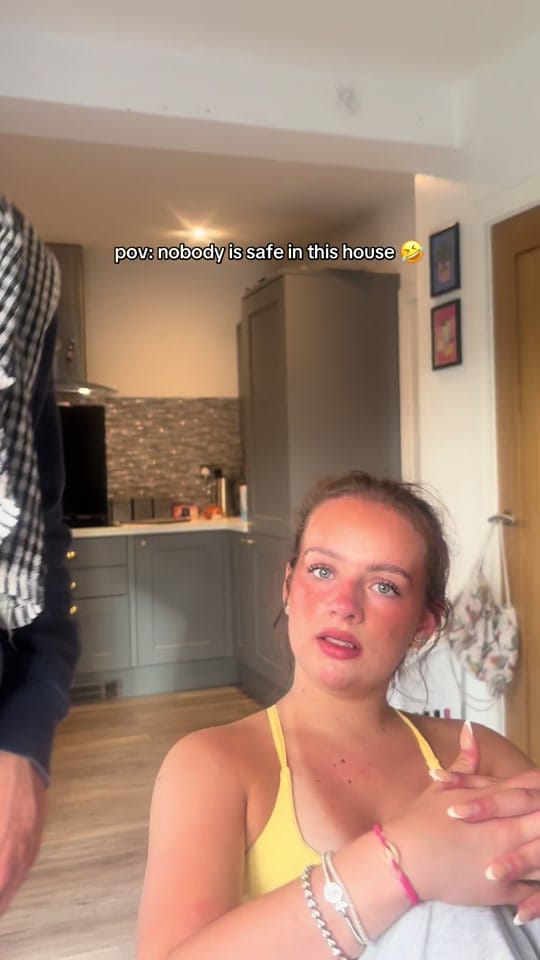 Post 4 by thesarlyfamily on TikTok (video)