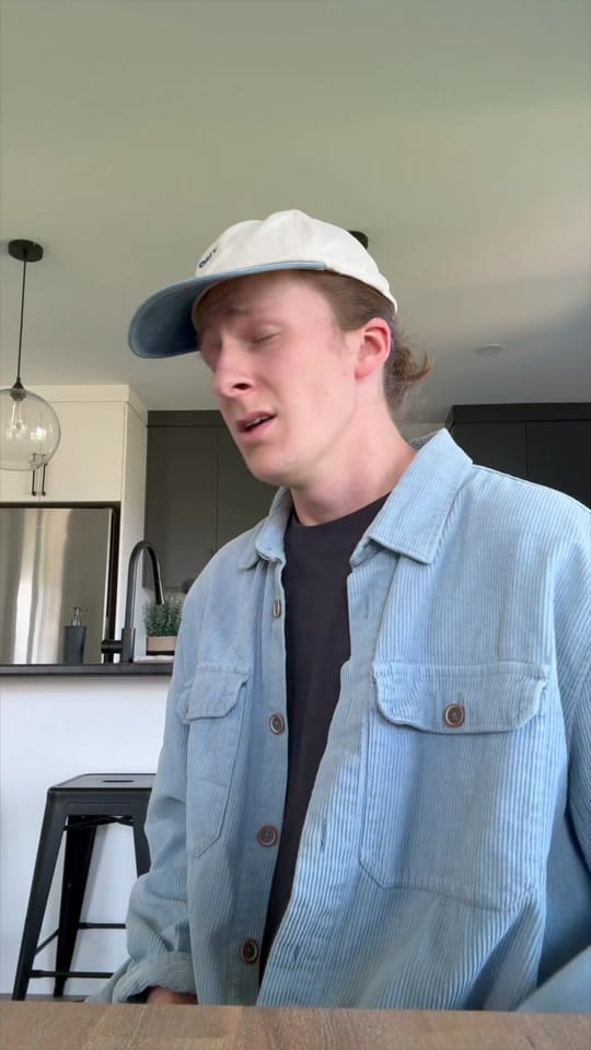 Post 5 by Félix Lemelin on TikTok (video)