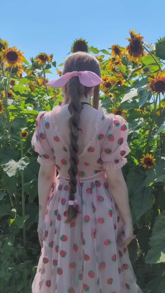 Post 1 by LZ/ Lady Zero on TikTok (video)