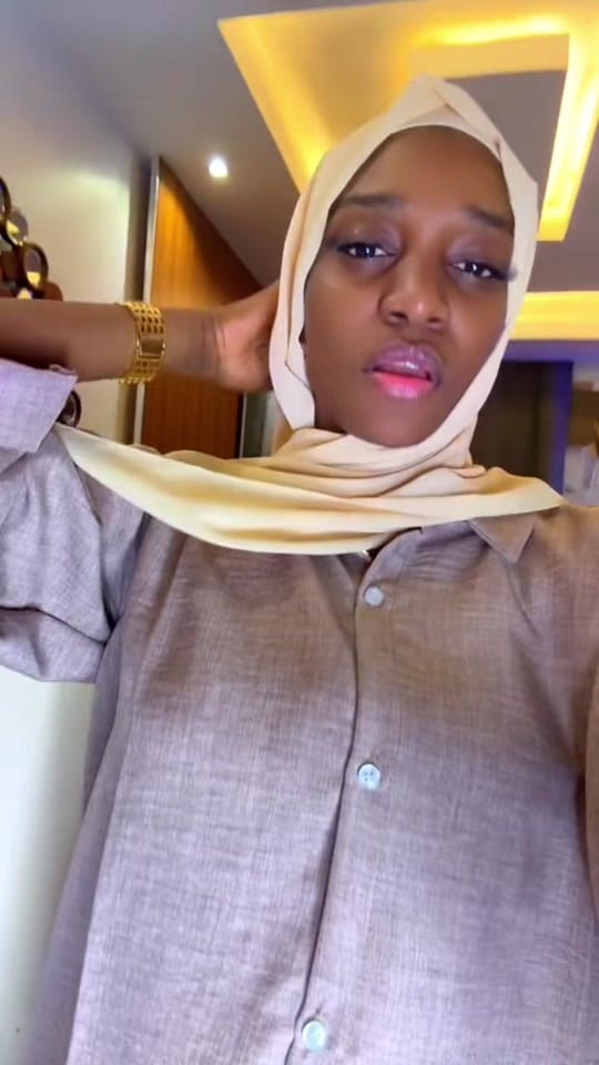 Post 4 by Friperie By Minatou_trading on TikTok (video)