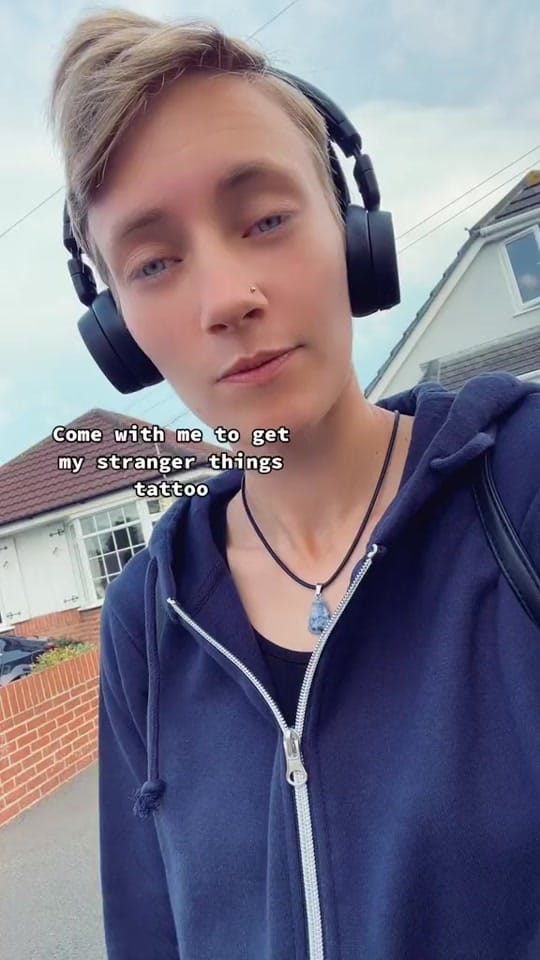Post 2 by Alex ⭐ on TikTok (video)