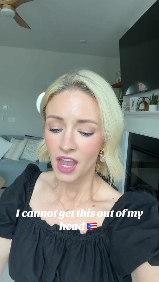 Post 1 by Kelly Johns on TikTok (video)
