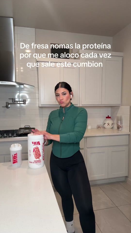 Post 10 by ✨ Nallely ✨ on TikTok (video)