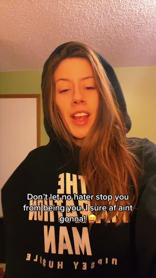 Post 3 by Lyssa Danielle Johnston on TikTok (video)