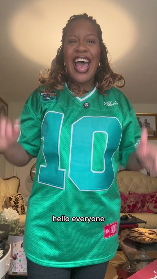 Post 4 by Sharyn Official on TikTok (video)