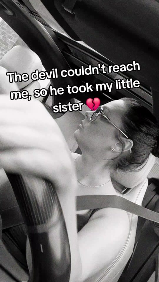 Post 3 by Sophie.SantosX on TikTok (video)