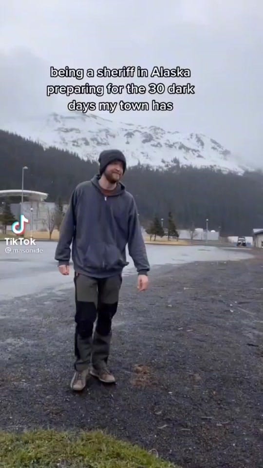 Post 8 by cosplaydave 🇨🇦 on TikTok (video)