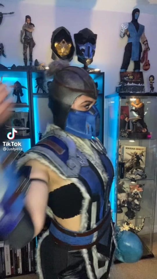 Post 9 by cosplaydave 🇨🇦 on TikTok (video)