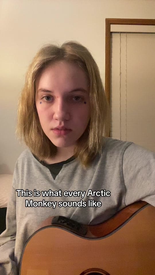 Post 10 by Amélie Farren on TikTok (video)