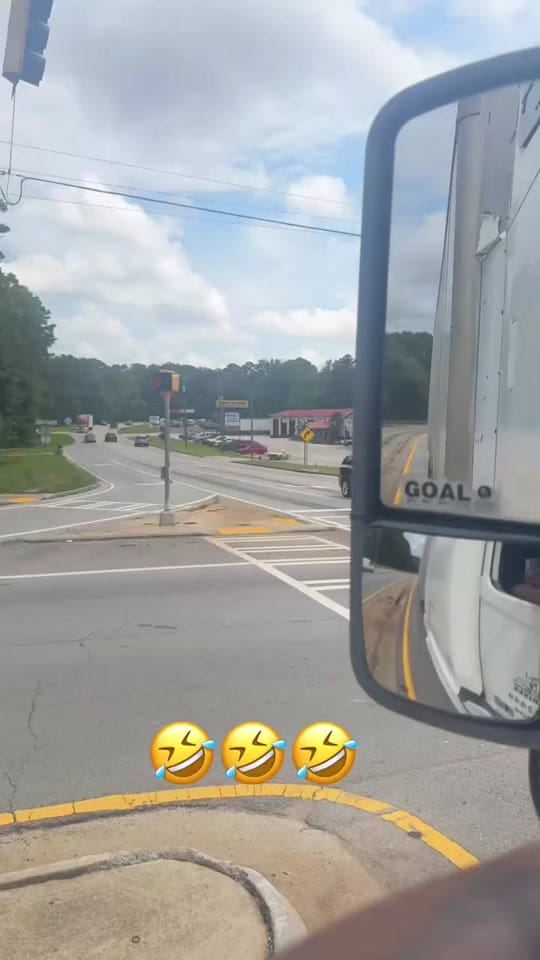 Post 2 by Rockout Padaae on TikTok (video)