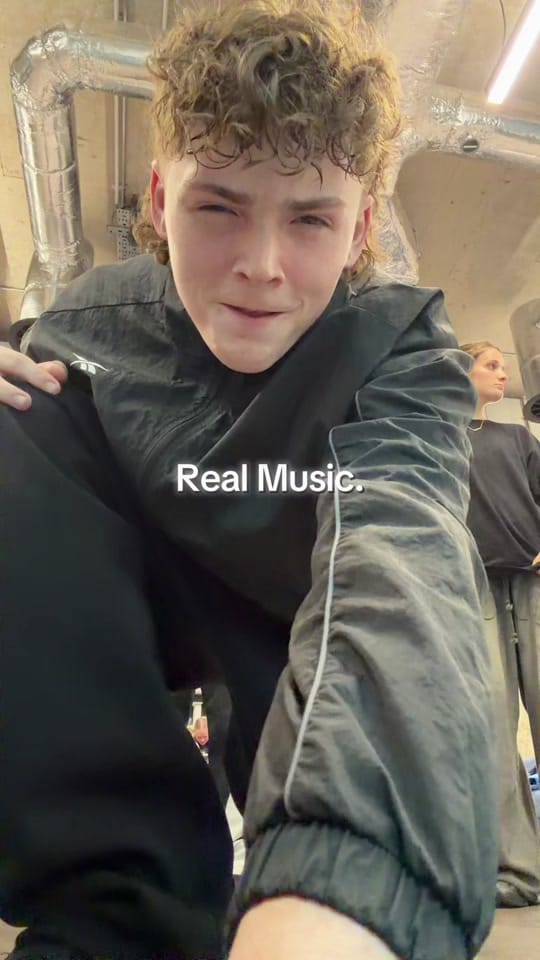 Post 2 by Ash on TikTok (video)