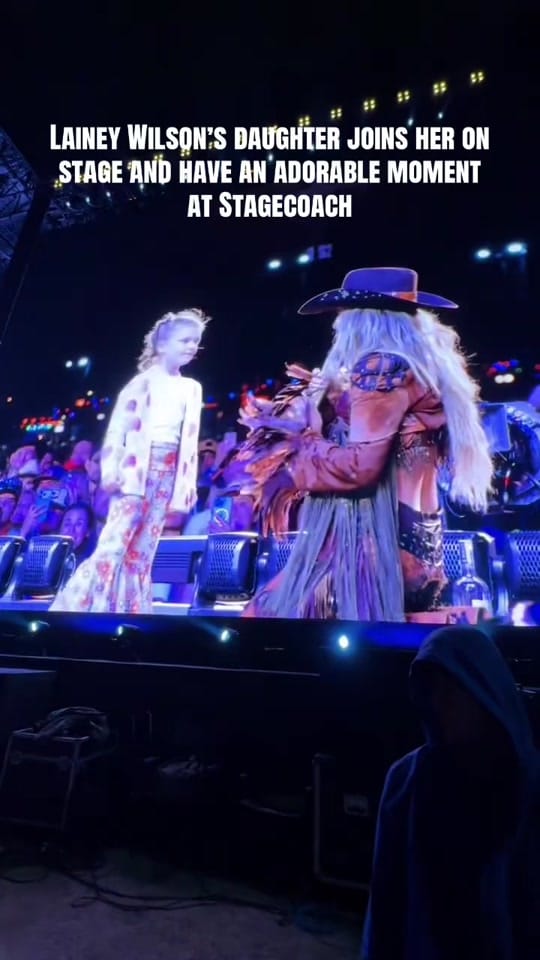 Post 6 by Fractal on TikTok (video)