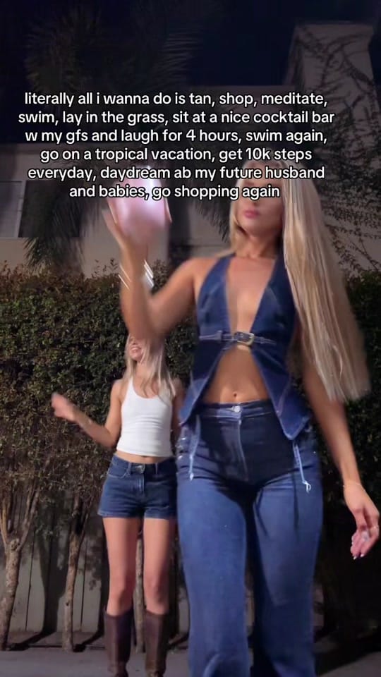 Post 5 by han angel girl on TikTok (video)