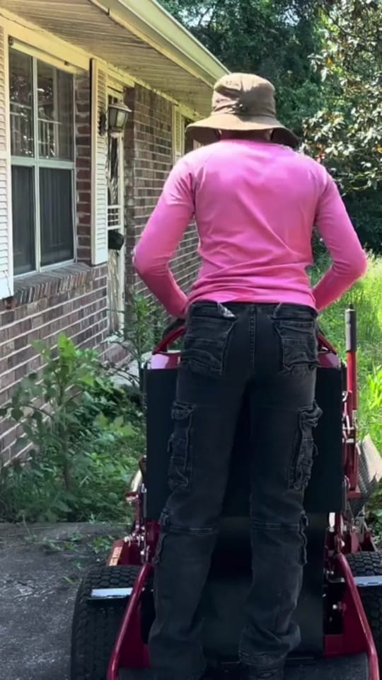 Post 5 by DRAKE LAWN CARE on TikTok (video)