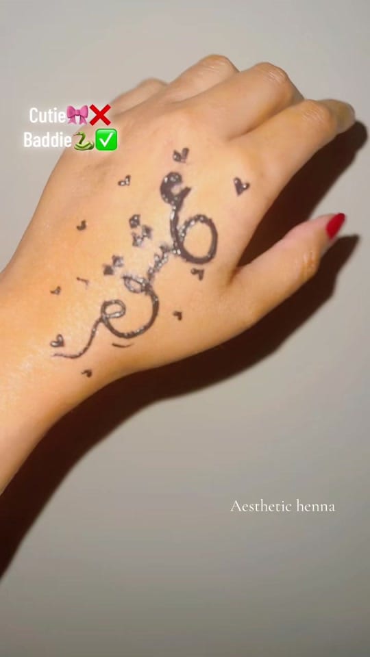Post 6 by Aesthetic henna 🤍 on TikTok (video)