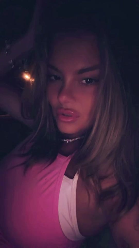 Post 1 by 💜🩷📖 Laurie 📖🧡💛 on TikTok (video)
