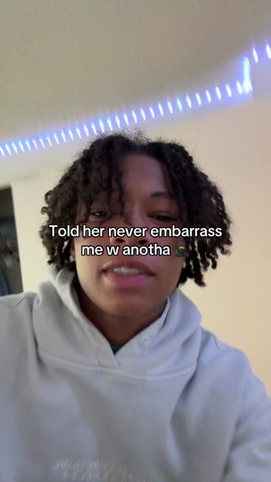 Post 6 by Nieak nieakkk on TikTok (video)