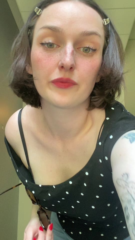 Post 7 by Julia | Singer & Vocal Coach on TikTok (video)