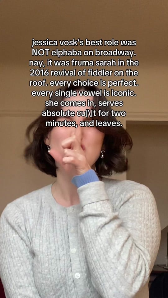 Post 10 by Julia | Singer & Vocal Coach on TikTok (video)