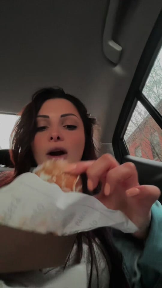 Post 5 by Estetista Neomelodica on TikTok (video)