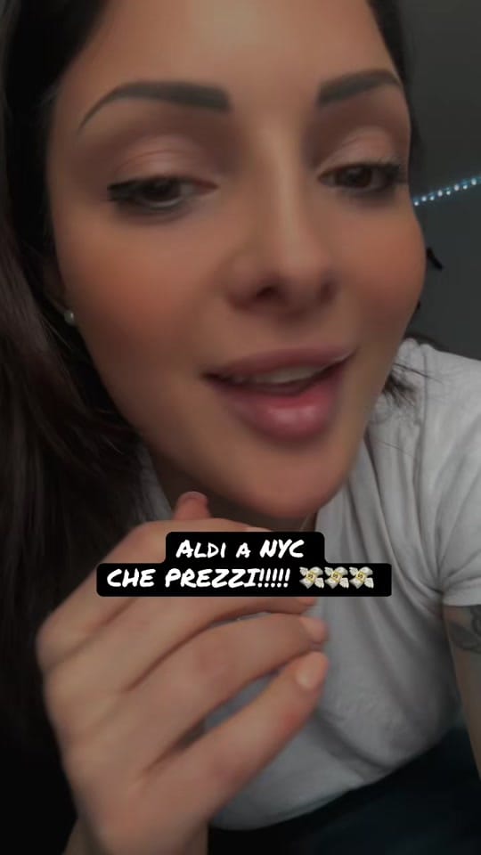 Post 7 by Estetista Neomelodica on TikTok (video)