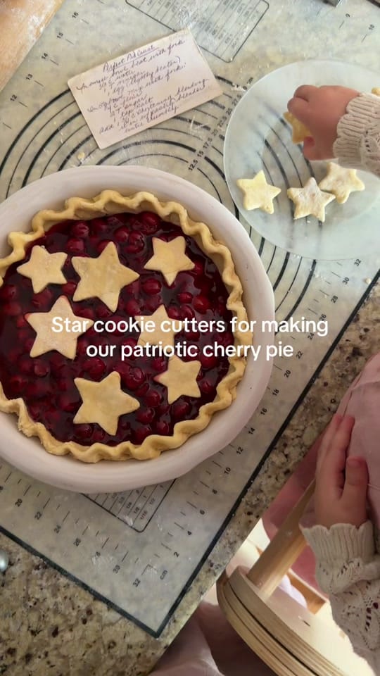 Post 5 by Jennifer McCoy on TikTok (video)