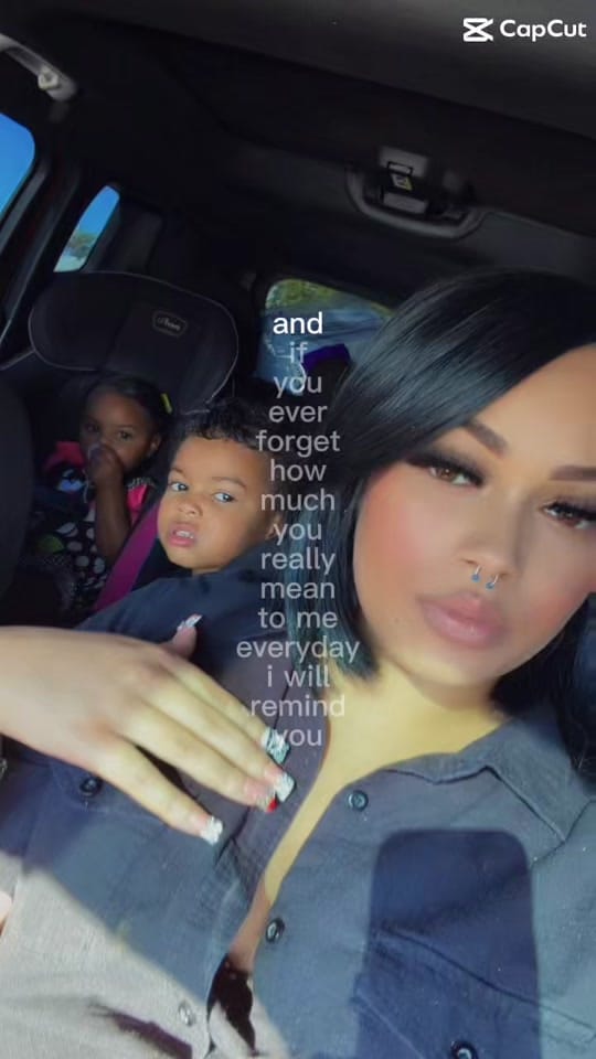 Post 4 by Naya Shakira 📸 on TikTok (video)