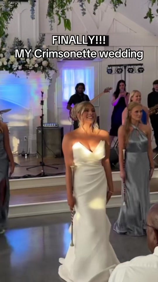 Post 9 by jessicalvickers on TikTok (video)