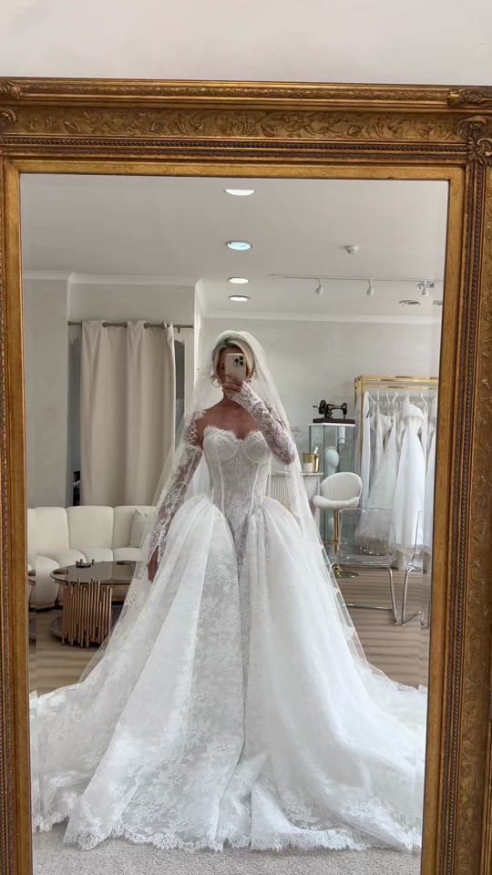 Post 4 by Lorelle Atara on TikTok (video)