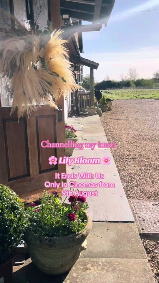 Post 10 by Steph the florist 🌷 on TikTok (video)