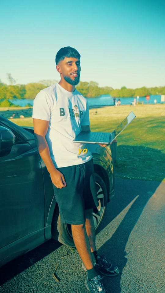 Post 6 by naz6m on TikTok (video)