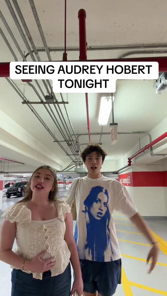 Post 6 by Tom on TikTok (video)
