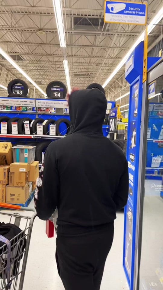 Post 2 by B3NTLY on TikTok (video)