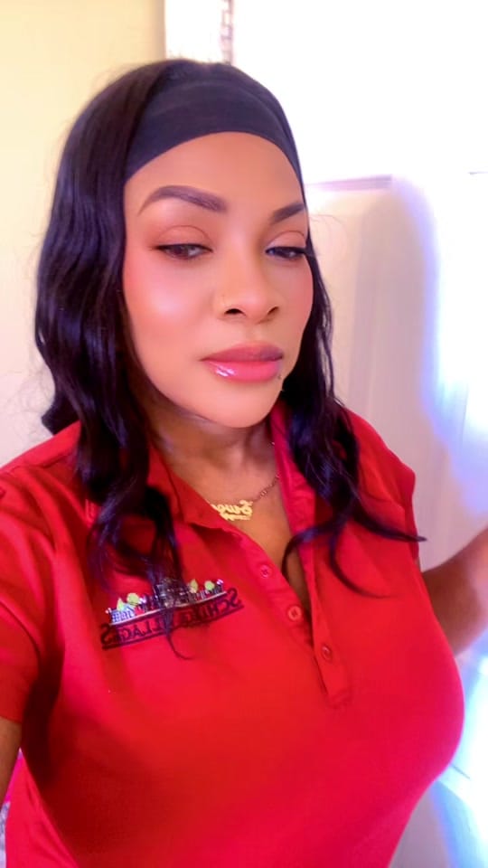 Post 3 by Sweets on TikTok (video)